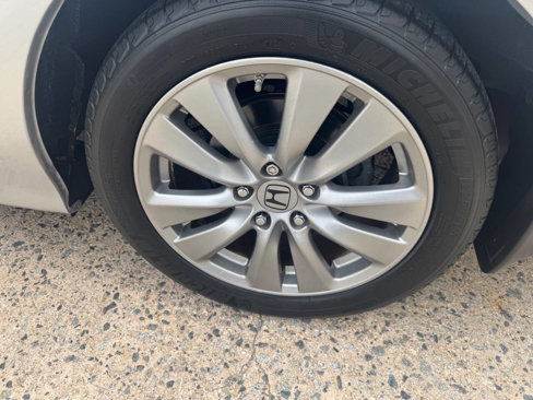 Used 2012 Honda Accord EX-L image 29