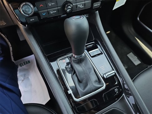 New 2025 Jeep Compass Latitude image 23