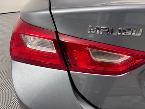 Used 2025 Chevrolet Malibu LT image 13
