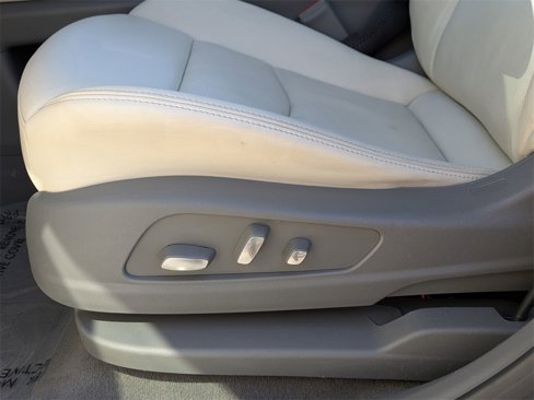 Used 2022 Cadillac XT6 Premium Luxury image 14