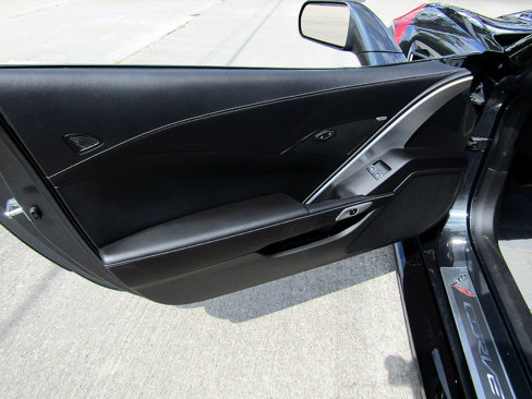 Used 2019 Chevrolet Corvette Grand Sport w/ Grand Sport Heritage Package image 12