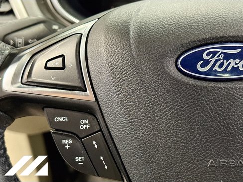 Used 2019 Ford Fusion SEL image 12