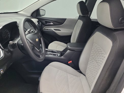 Used 2021 Chevrolet Equinox LS image 17