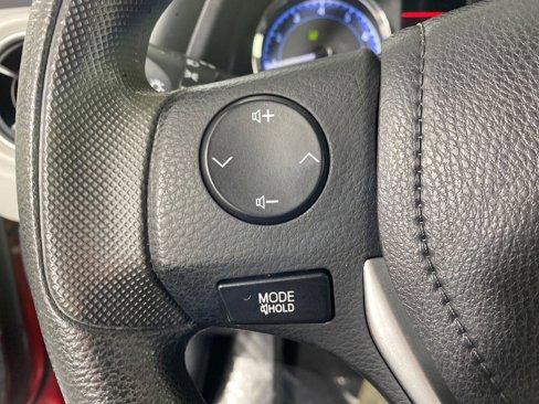 Used 2017 Toyota Corolla L image 13