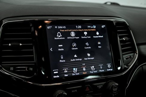 Used 2020 Jeep Grand Cherokee Limited w/ Luxury Group II image 23