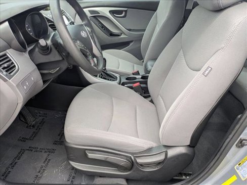 Used 2015 Hyundai Elantra SE w/ Option Group 02 image 15