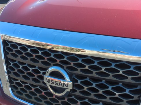 Used 2018 Nissan Titan SV w/ SV Convenience Package image 23