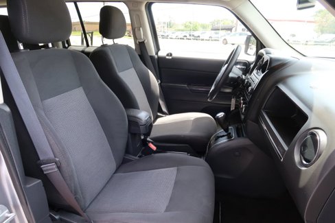 Used 2016 Jeep Patriot Sport w/ Power Value Group image 9