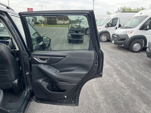 Used 2019 Subaru Forester Limited image 12
