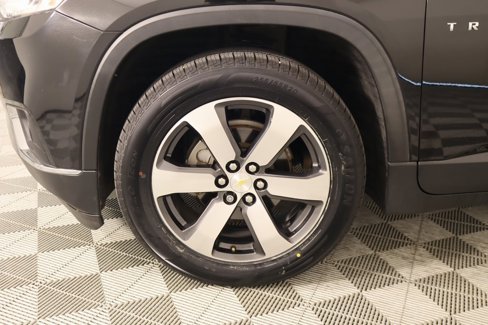Used 2018 Chevrolet Traverse LT image 19