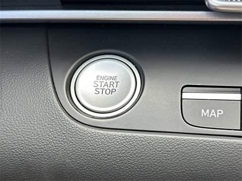 Certified 2023 Hyundai Elantra SEL w/ Convenience Package image 21