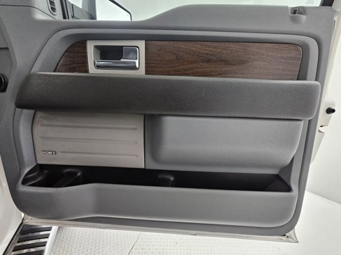 Used 2013 Ford F150 Lariat w/ Luxury Equipment Group image 22