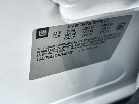 Used 2017 Buick LaCrosse Essence image 28