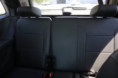 Used 2019 Chevrolet Traverse RS w/ LPO, 'HIT The Road' Package image 5