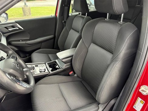 Used 2022 Mitsubishi Outlander ES image 25
