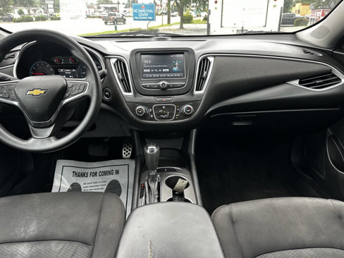 Used 2017 Chevrolet Malibu LS image 29