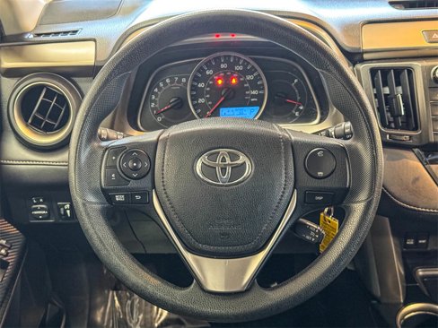 Used 2013 Toyota RAV4 XLE image 33
