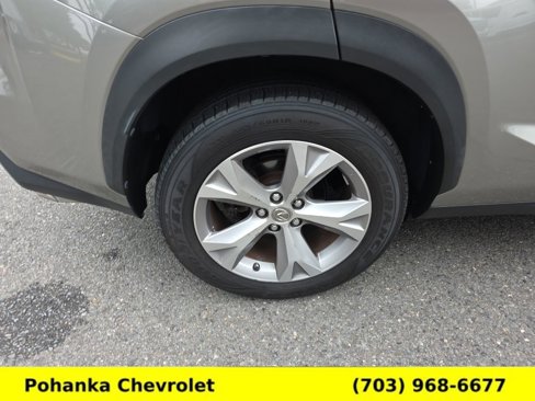 Used 2017 Lexus NX 200t AWD w/ Premium Package image 36