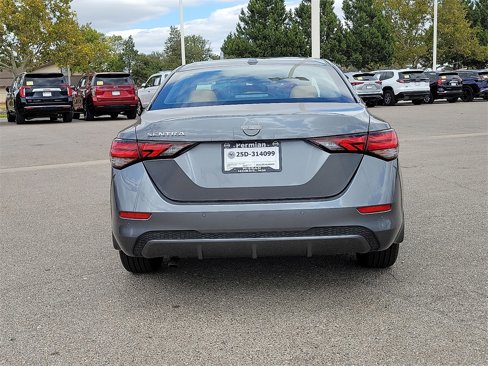 New 2025 Nissan Sentra SV w/ SV Premium Package image 9