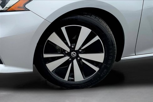 Used 2022 Nissan Altima 2.5 SV image 13