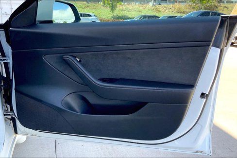 Used 2020 Tesla Model 3 Standard Range image 23
