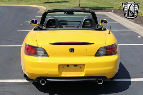 Used 2001 Honda S2000 image 4