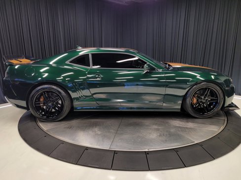 Used 2015 Chevrolet Camaro SS w/ Green Flash Special Edition image 12