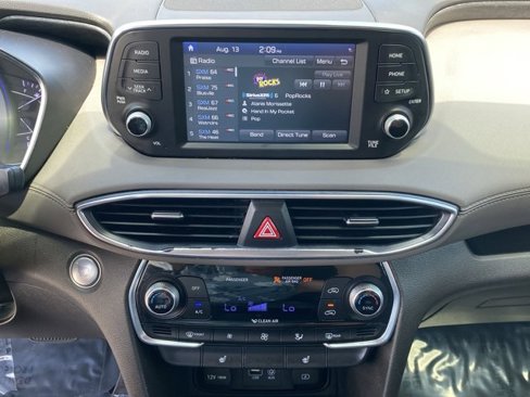 Used 2019 Hyundai Santa Fe SEL image 10