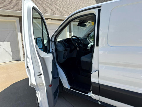 Used 2018 Ford Transit 250 148 Low Roof image 10