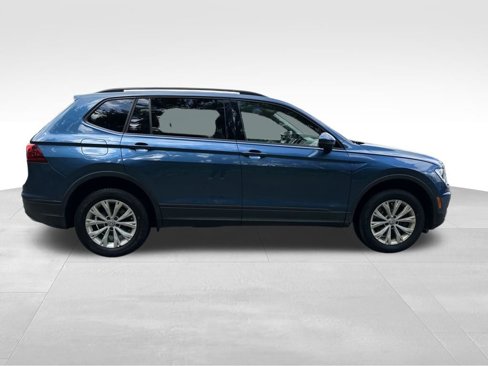 Used 2020 Volkswagen Tiguan S image 11