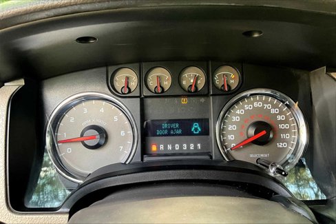 Used 2010 Ford F150 XLT image 24