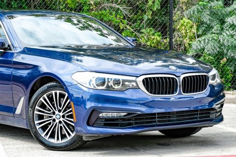 Used 2018 BMW 530i xDrive image 11