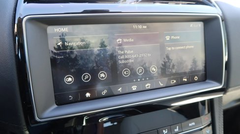 Used 2019 Jaguar F-PACE Prestige image 16