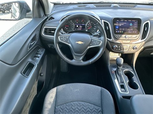 Used 2022 Chevrolet Equinox LT image 14
