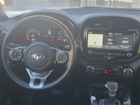 Used 2021 Kia Soul EX image 16