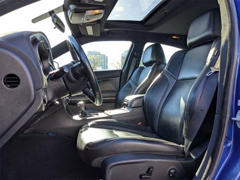 Used 2022 Dodge Charger SXT w/ Leather Interior Group image 11