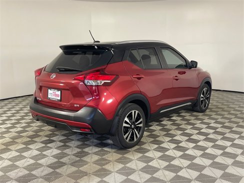 Used 2019 Nissan Kicks SR image 25