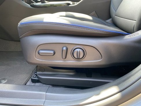 New 2025 Buick Envista Sport Touring w/ Convenience I Package image 11
