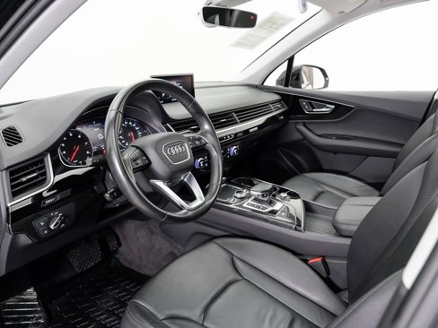 Used 2017 Audi Q7 3.0T Premium image 4