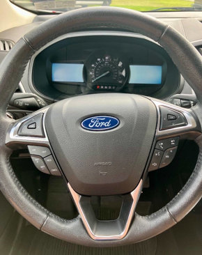 Used 2022 Ford Edge SEL image 10