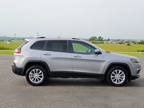 Used 2020 Jeep Cherokee Latitude image 6
