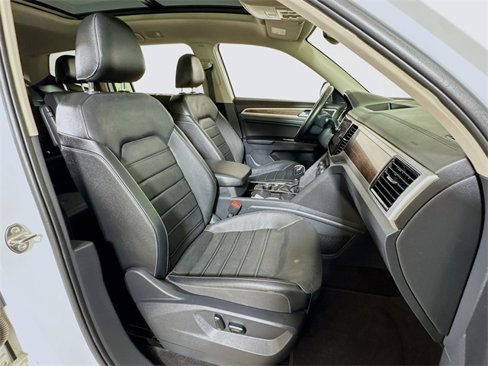 Used 2019 Volkswagen Atlas SEL Premium image 29