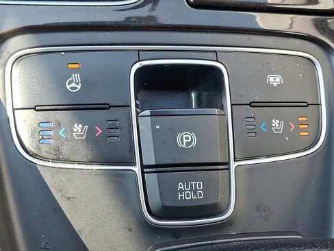 Used 2015 Kia Cadenza Premium w/ Technology Package image 25