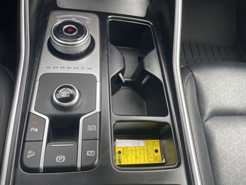 Used 2021 Kia Sorento EX image 30