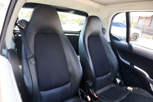 Used 2014 smart fortwo pure image 10