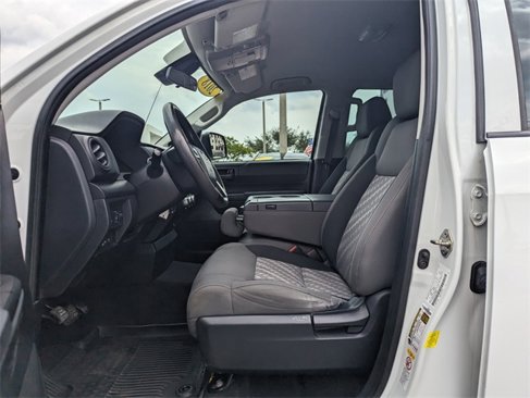 Used 2018 Toyota Tundra SR image 6