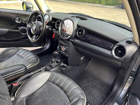 Used 2011 MINI Cooper S image 18