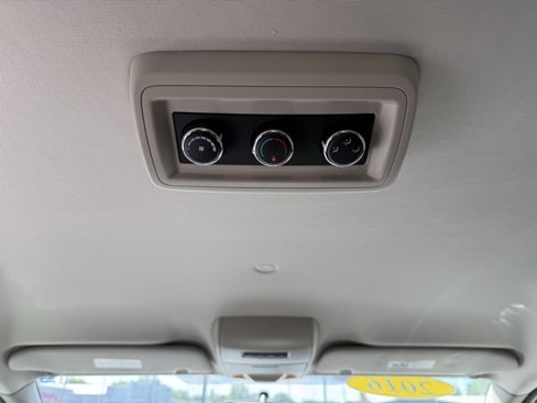Used 2016 Dodge Grand Caravan SXT image 20
