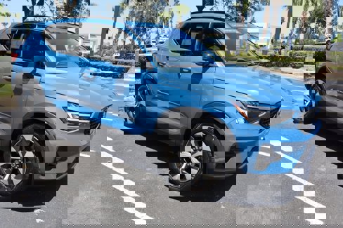 Certified 2023 Volvo XC40 B5 Ultimate w/ Climate Package image 1