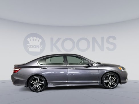 Used 2017 Honda Accord Sport Special Edition image 8
